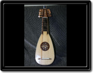 Baroque mandolin